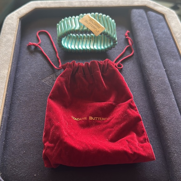 NWT Madame Butterfly Hand made Elasticated Bracelet in real Turquoise stones! - Picture 13 of 13